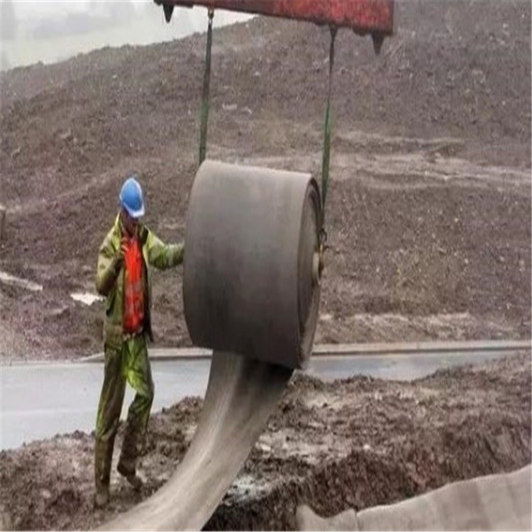 Watering and curing cement blanket